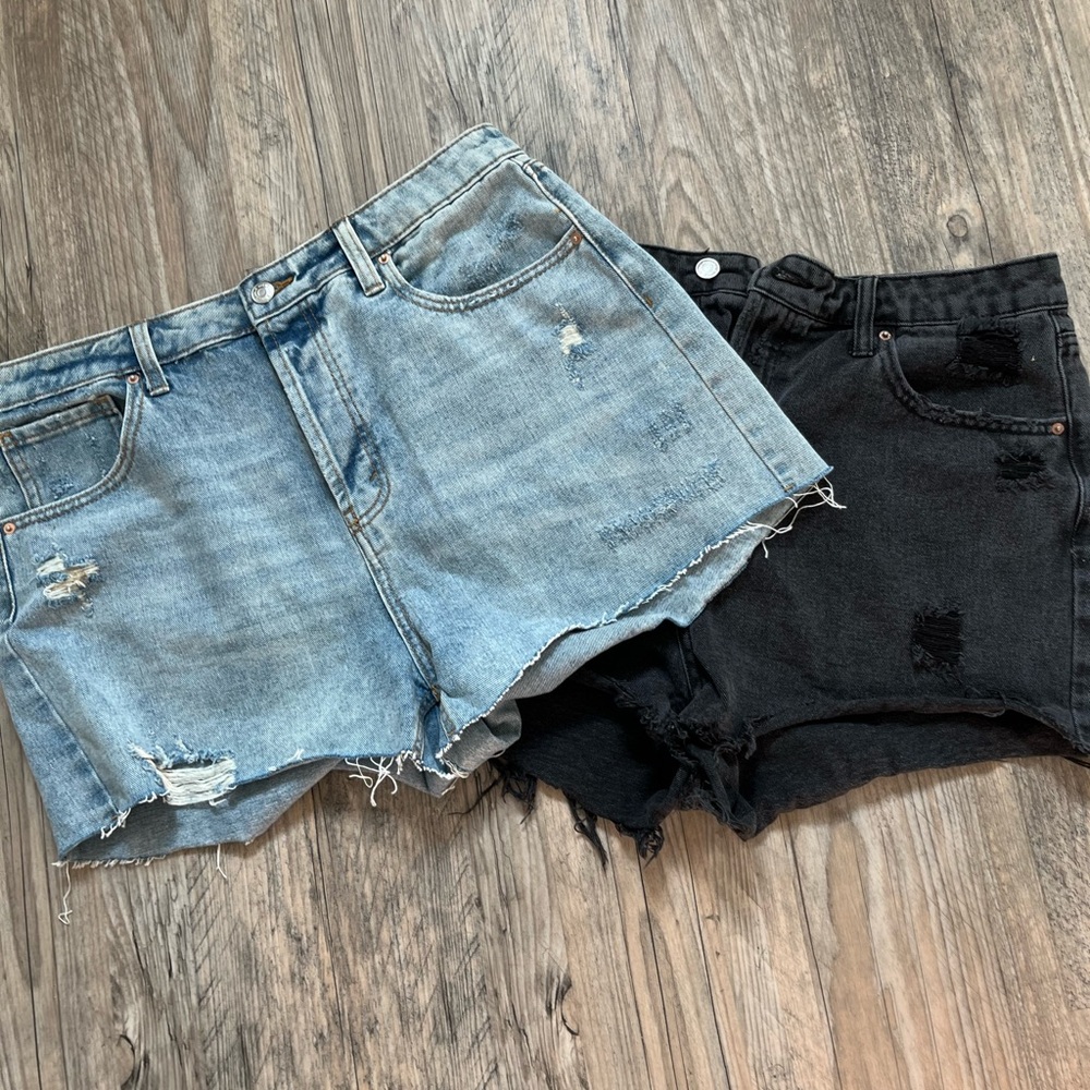 Bundle of Wild Fable Super HI Rose Cutoffs